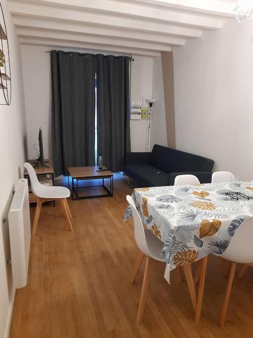 Maison "Chez Barbara" 6-8Personnes Lalizolle Exteriör bild