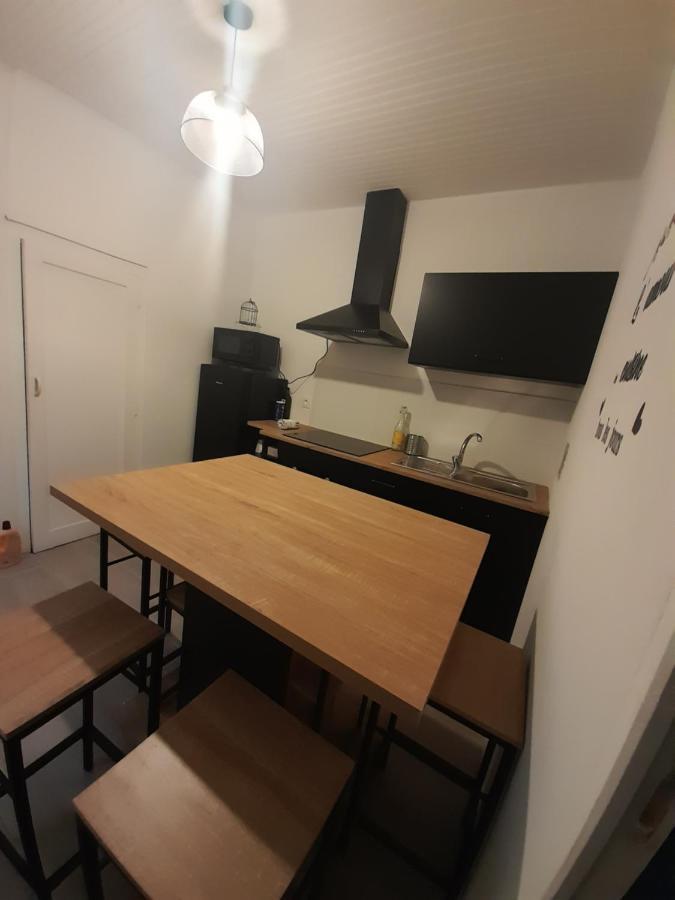 Maison "Chez Barbara" 6-8Personnes Lalizolle Exteriör bild
